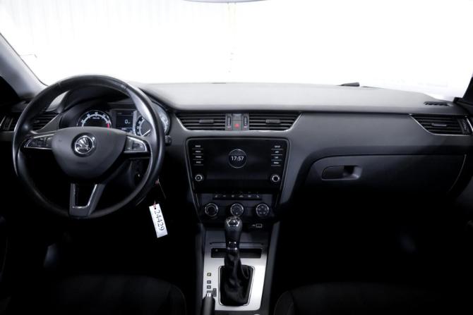 Skoda Octavia III (A7) Рестайлинг с пробегом 2020 года, цена 1 949 000 рублей, 122000 км, лифтбек, Автокод Объявления