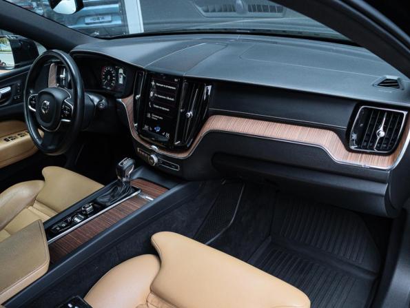 Volvo XC60 II с пробегом 2019 года, цена 3 900 000 рублей, 84259 км, внедорожник, Автокод Объявления