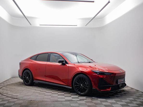 Changan UNI-V I с пробегом 2023 года, цена 2 185 000 рублей, 42494 км, лифтбек, Автокод Объявления