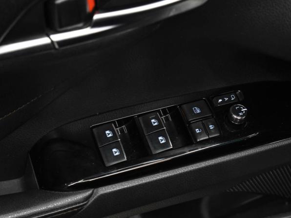 Toyota Camry VIII (XV70) с пробегом 2019 года, цена 2 435 000 рублей, 191695 км, седан, Автокод Объявления