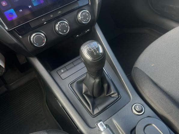 Skoda Octavia III (A7) с пробегом 2015 года, цена 1 030 000 рублей, 127310 км, лифтбек, Автокод Объявления
