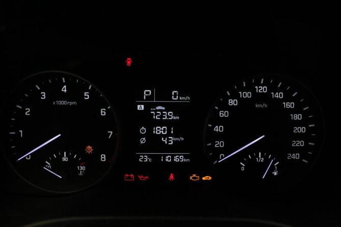 Hyundai Elantra VI (AD) с пробегом 2018 года, цена 1 399 000 рублей, 110089 км, седан, Автокод Объявления