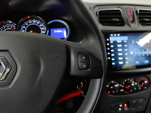 Renault Sandero II с пробегом 2016 года, цена 1 099 000 рублей, 53000 км, хэтчбек, Автокод Объявления