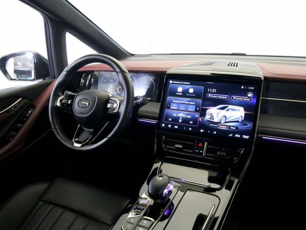 GAC M8 с пробегом 2024 года, цена 4 470 000 рублей, 24077 км, минивэн, Автокод Объявления