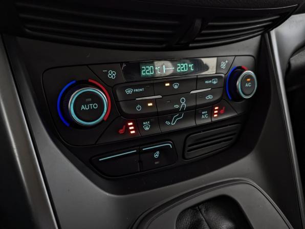 Ford Kuga II Рестайлинг с пробегом 2017 года, цена 1 695 000 рублей, 126876 км, внедорожник, Автокод Объявления