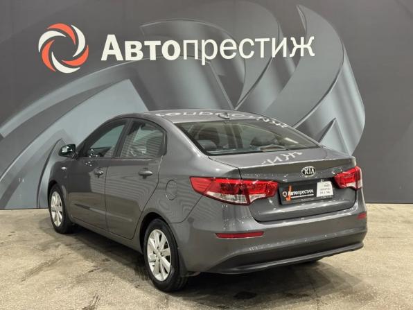 Kia Rio III Рестайлинг с пробегом 2017 года, цена 920 000 рублей, 205000 км, седан, Автокод Объявления