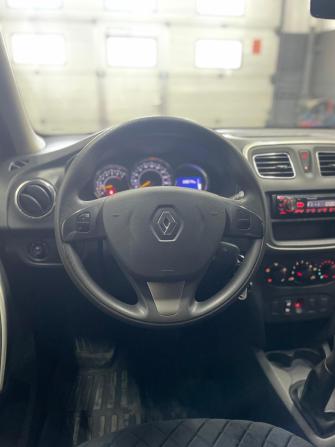 Renault Sandero II с пробегом 2017 года, цена 1 068 800 рублей, 69047 км, хэтчбек, Автокод Объявления