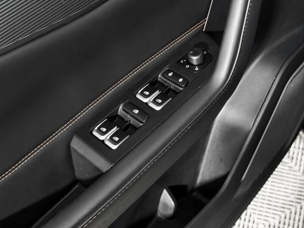 Geely Okavango I Рестайлинг с пробегом 2024 года, цена 3 250 000 рублей, 12062 км, внедорожник, Автокод Объявления