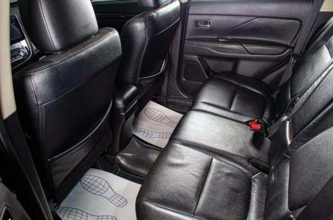 Mitsubishi Outlander III Рестайлинг с пробегом 2015 года, цена 2 129 000 рублей, 198000 км, внедорожник, Автокод Объявления