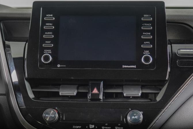 Toyota Camry VIII (XV70) Рестайлинг с пробегом 2021 года, цена 3 149 000 рублей, 101873 км, седан, Автокод Объявления