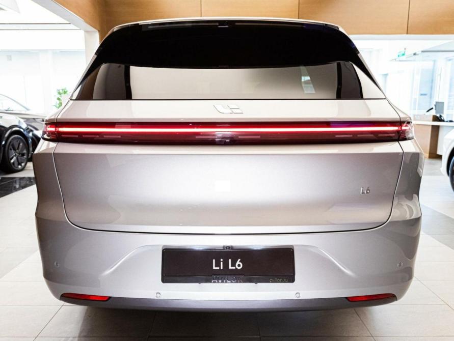 Li Auto (Lixiang) L6 Москва  - изображение 4