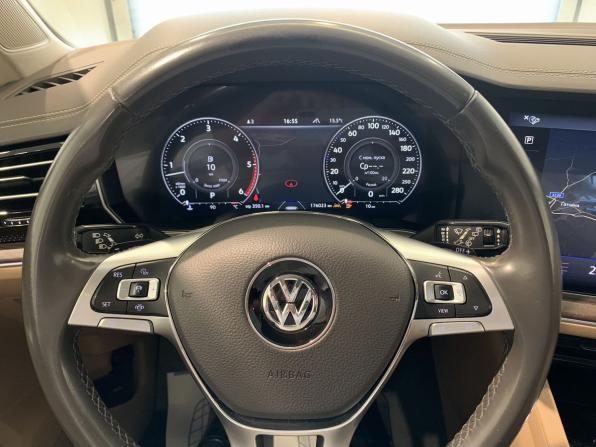 Volkswagen Touareg III с пробегом 2019 года, цена 4 169 000 рублей, 176023 км, внедорожник, Автокод Объявления