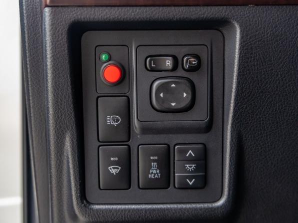 Toyota Land Cruiser Prado 150 Series Рестайлинг 1 с пробегом 2015 года, цена 3 028 000 рублей, 188957 км, внедорожник, Автокод Объявления