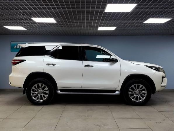 Toyota Fortuner II Рестайлинг с пробегом 2020 года, цена 3 589 000 рублей, 208100 км, внедорожник, Автокод Объявления