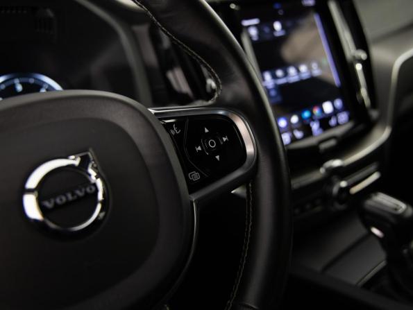 Volvo XC60 II с пробегом 2020 года, цена 4 200 000 рублей, 79479 км, внедорожник, Автокод Объявления