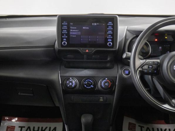Toyota Yaris Cross с пробегом 2021 года, цена 1 669 500 рублей, 54250 км, внедорожник, Автокод Объявления