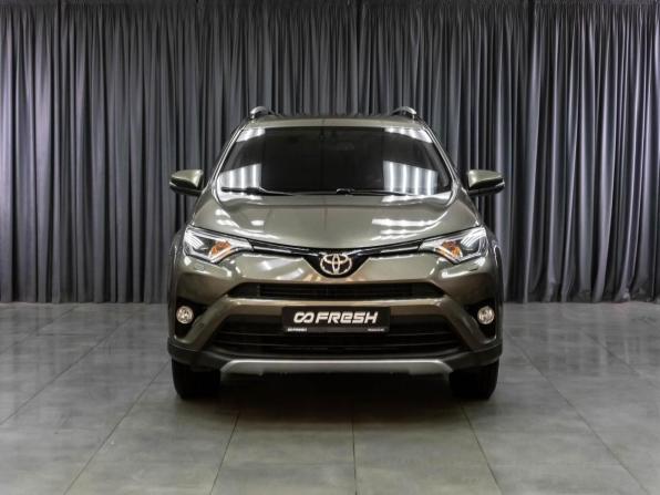 Toyota RAV4 IV (XA40) Рестайлинг с пробегом 2017 года, цена 2 299 000 рублей, 177669 км, внедорожник, Автокод Объявления