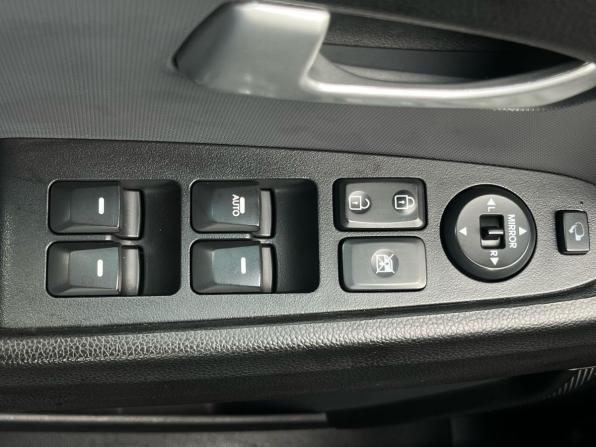 Kia Sportage III с пробегом 2011 года, цена 1 120 000 рублей, 167370 км, внедорожник, Автокод Объявления