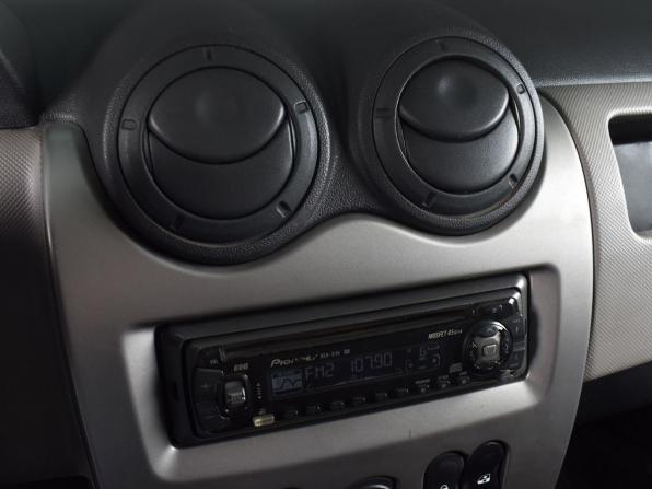 Renault Sandero I с пробегом 2012 года, цена 574 995 рублей, 180768 км, хэтчбек, Автокод Объявления