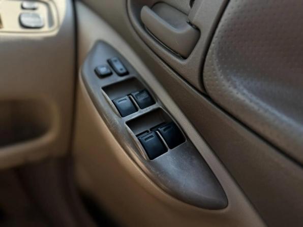 Toyota Platz с пробегом 2003 года, цена 379 000 рублей, 246823 км, седан, Автокод Объявления