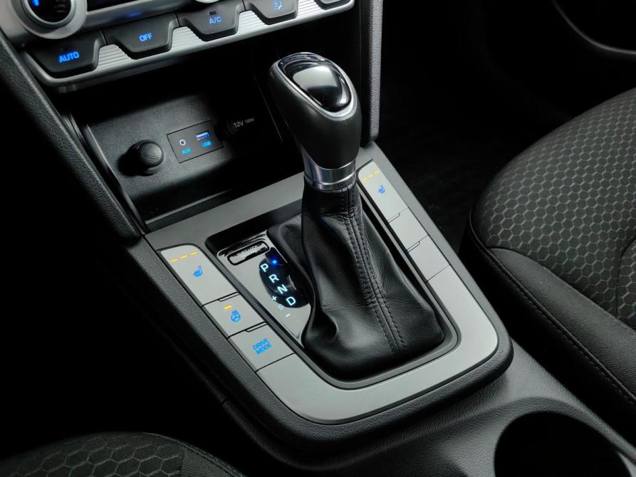 Hyundai Elantra VI (AD) Рестайлинг Москва  - изображение 19
