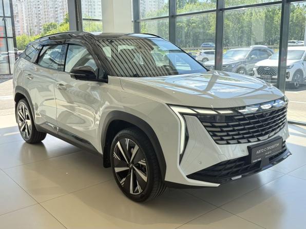 Geely Atlas II с пробегом 2024 года, цена 3 140 000 рублей, 8000 км, внедорожник, Автокод Объявления