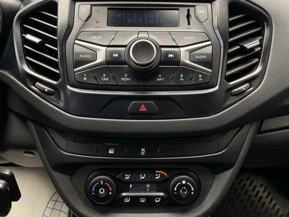 Lada (ВАЗ) Vesta I с пробегом 2019 года, цена 897 000 рублей, 136183 км, седан, Автокод Объявления