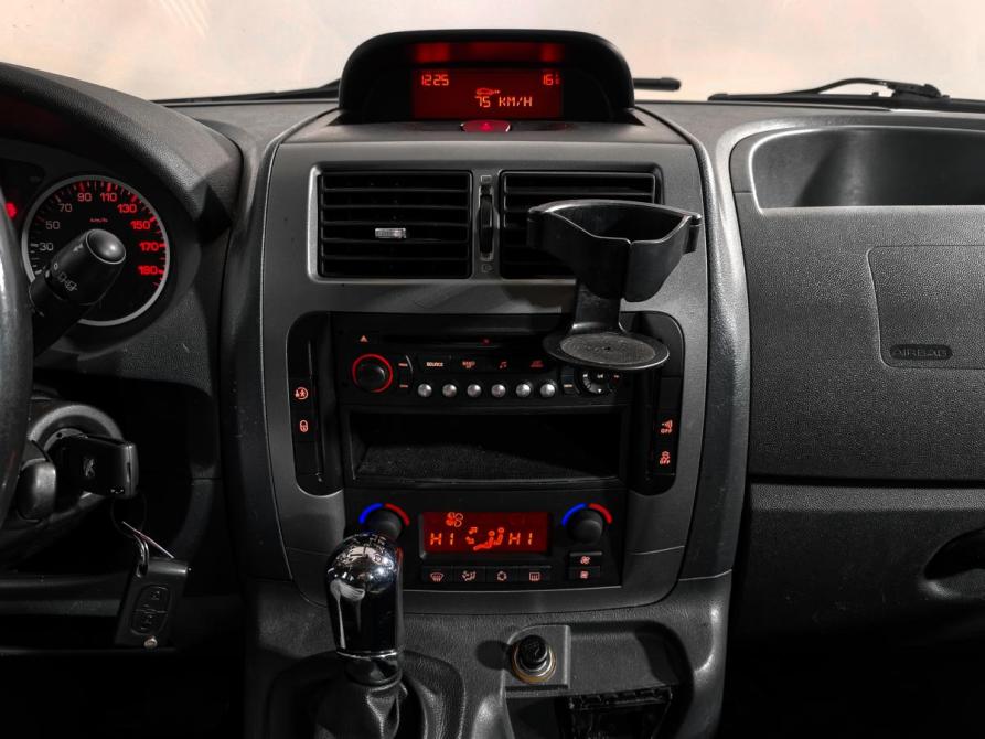 Peugeot Expert II Рестайлинг Санкт-Петербург  - изображение 17