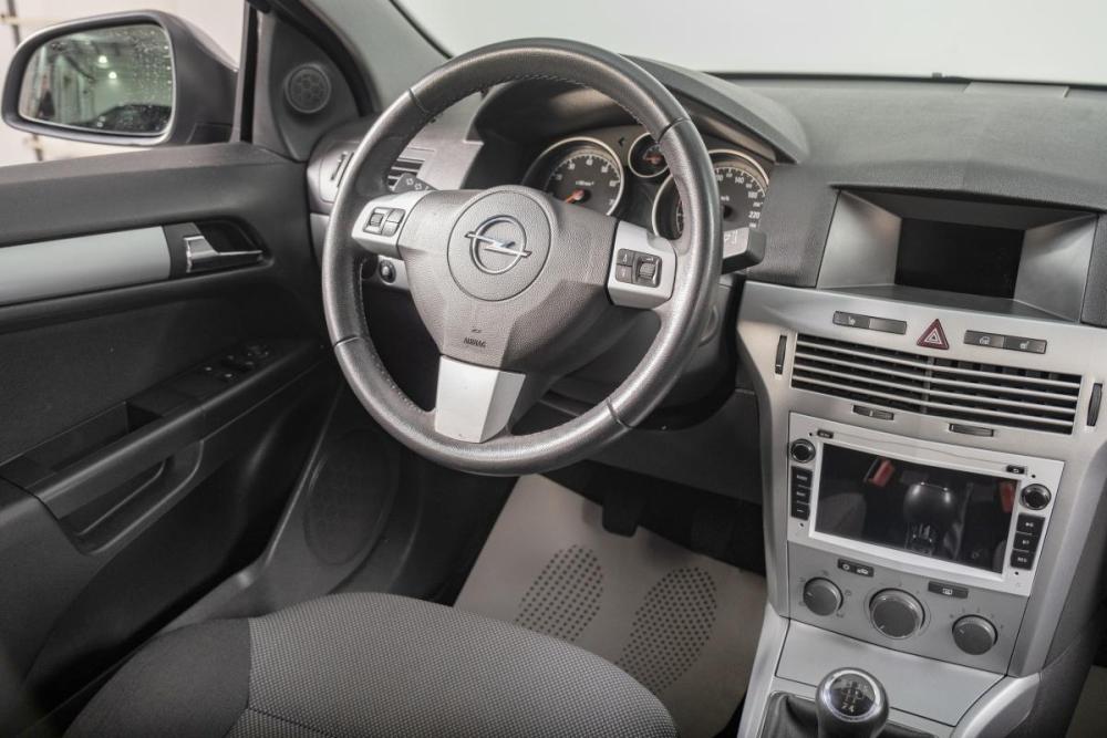 Opel Astra H Рестайлинг Томск  - изображение 10