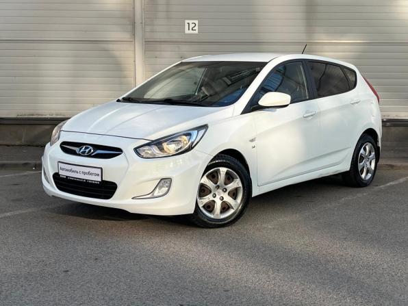 Hyundai Solaris I с пробегом 2013 года, цена 799 000 рублей, 142236 км, хэтчбек, Автокод Объявления