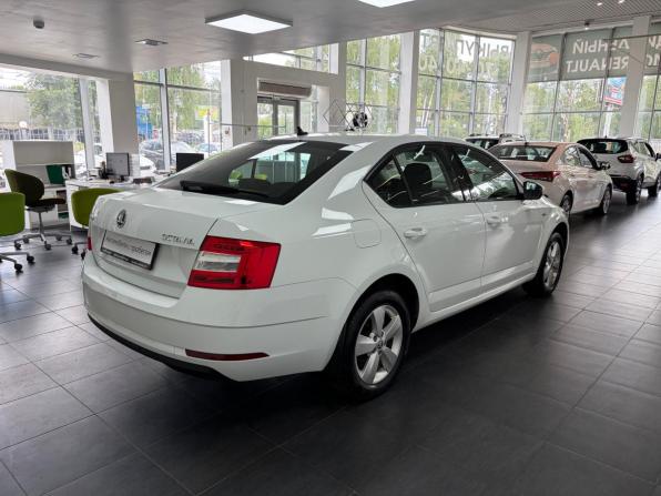 Skoda Octavia III (A7) Рестайлинг с пробегом 2020 года, цена 2 098 000 рублей, 42602 км, лифтбек, Автокод Объявления