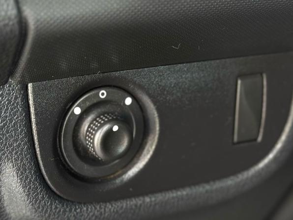 Renault Logan II с пробегом 2016 года, цена 719 000 рублей, 99755 км, седан, Автокод Объявления