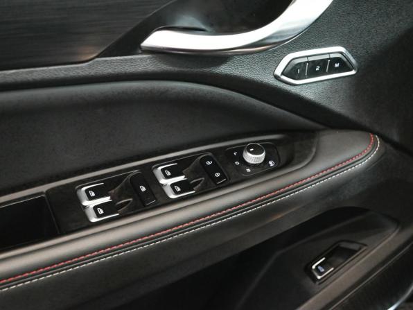 Geely Tugella I Рестайлинг с пробегом 2023 года, цена 2 990 000 рублей, 39812 км, внедорожник, Автокод Объявления