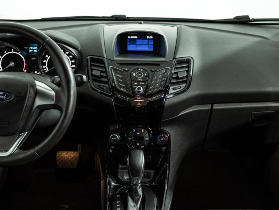Ford Fiesta Mk6 Рестайлинг Санкт-Петербург  - изображение 14