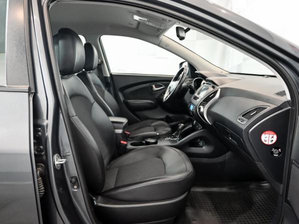 Hyundai ix35 I с пробегом 2010 года, цена 1 610 000 рублей, 75553 км, внедорожник, Автокод Объявления