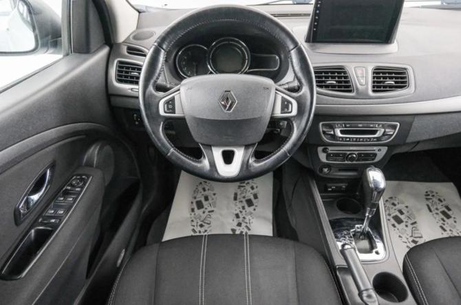 Renault Megane III Рестайлинг с пробегом 2013 года, цена 899 000 рублей, 75116 км, хэтчбек, Автокод Объявления
