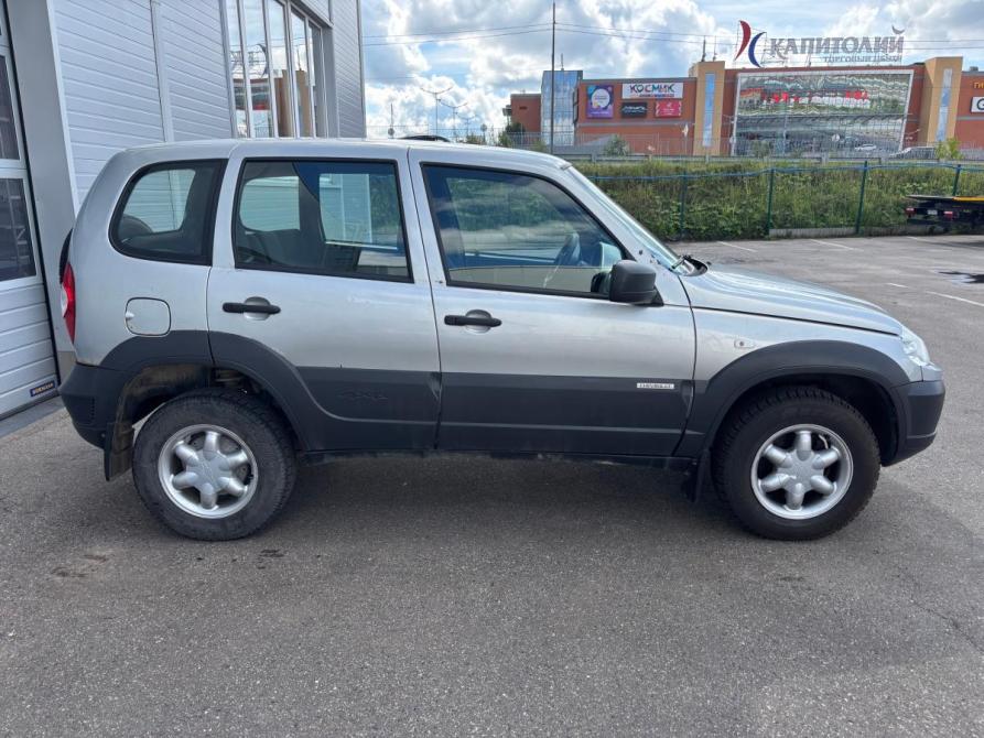 Chevrolet Niva I Рестайлинг Москва  - изображение 4