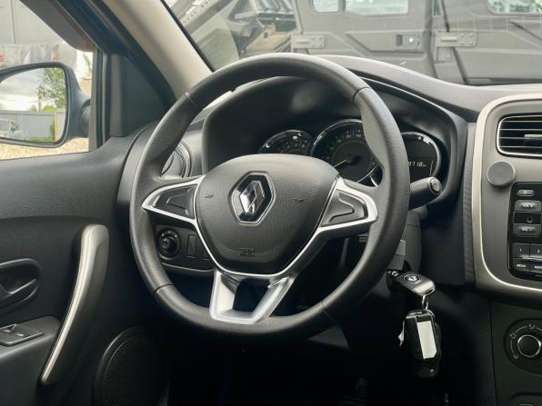Renault Logan II Рестайлинг с пробегом 2020 года, цена 1 200 000 рублей, 58720 км, седан, Автокод Объявления