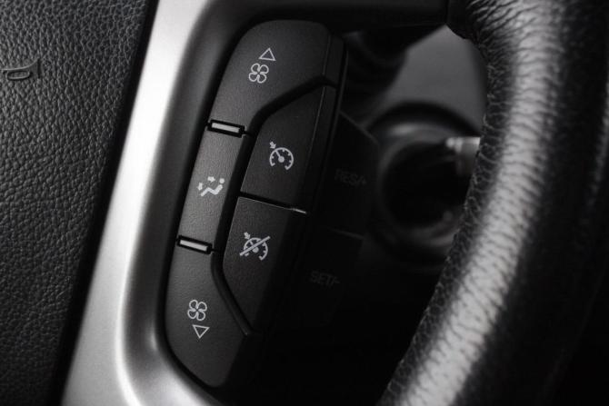 Chevrolet Captiva I Рестайлинг с пробегом 2012 года, цена 1 140 000 рублей, 207827 км, внедорожник, Автокод Объявления