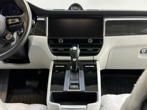 Porsche Macan I Рестайлинг 2 с пробегом 2024 года, цена 10 990 000 рублей, 11192 км, внедорожник, Автокод Объявления