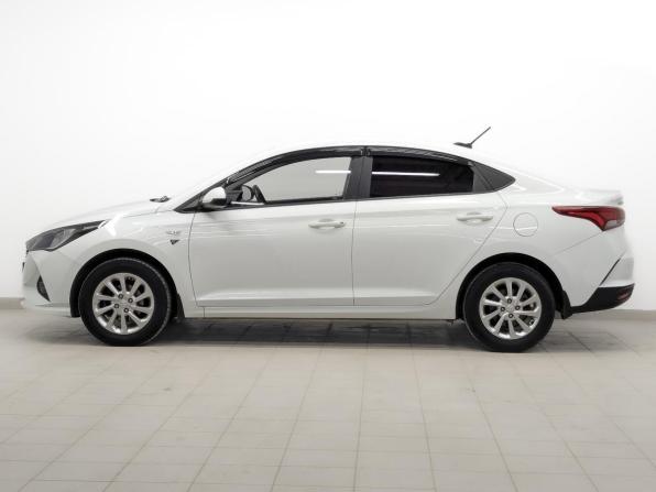 Hyundai Solaris II Рестайлинг с пробегом 2021 года, цена 1 585 000 рублей, 78605 км, седан, Автокод Объявления