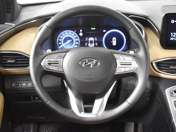 Hyundai Santa Fe IV Рестайлинг с пробегом 2021 года, цена 2 943 100 рублей, 180316 км, внедорожник, Автокод Объявления