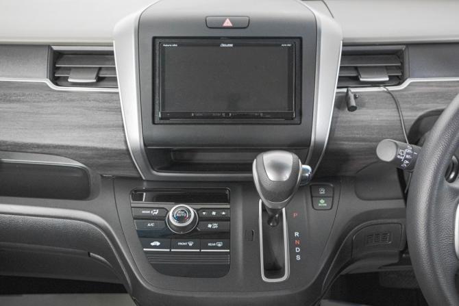Honda Freed II Рестайлинг с пробегом 2021 года, цена 2 099 000 рублей, 47544 км, компактвэн, Автокод Объявления