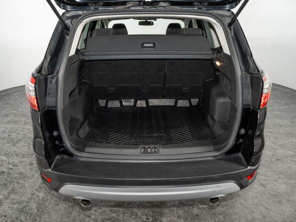 Ford Kuga II Рестайлинг с пробегом 2018 года, цена 1 700 000 рублей, 119986 км, внедорожник, Автокод Объявления