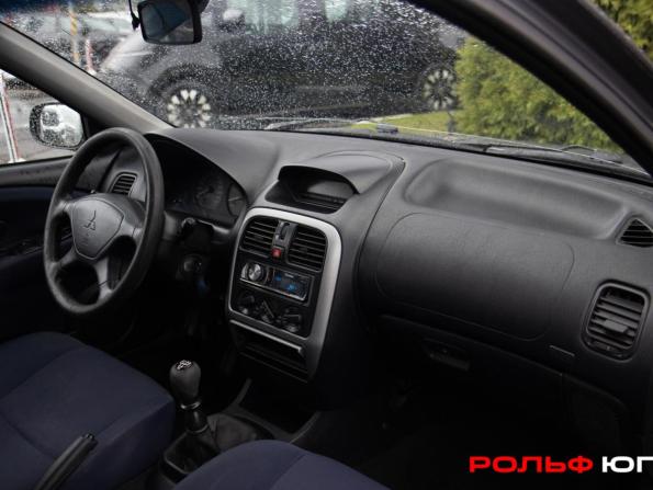 Mitsubishi Carisma I Рестайлинг с пробегом 2002 года, цена 208 000 рублей, 319529 км, седан, Автокод Объявления