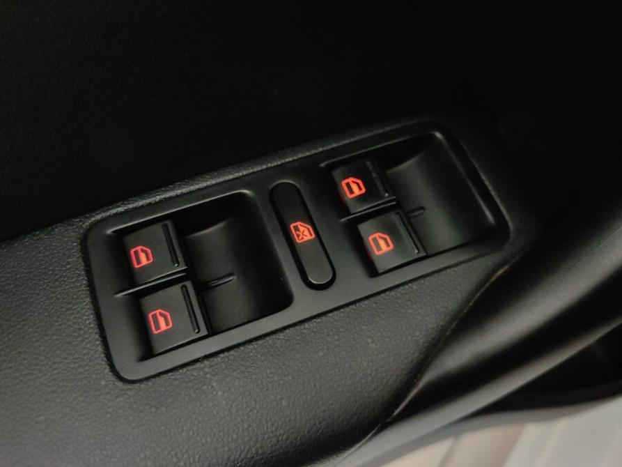 Volkswagen Polo V Рестайлинг Подольск  - изображение 23