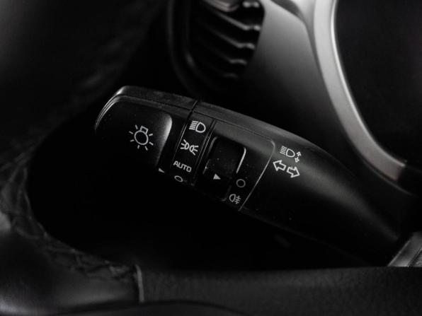 Kia Rio IV Рестайлинг с пробегом 2022 года, цена 1 559 000 рублей, 137214 км, седан, Автокод Объявления