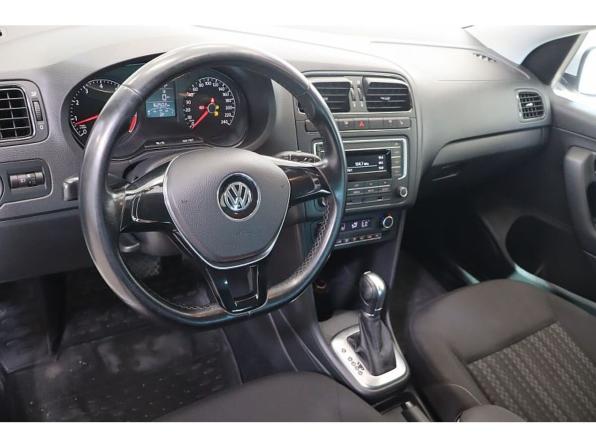 Volkswagen Polo V Рестайлинг с пробегом 2016 года, цена 1 049 000 рублей, 162116 км, седан, Автокод Объявления
