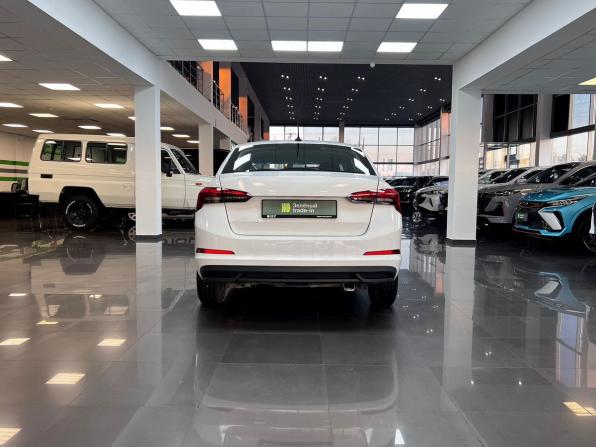 Skoda Rapid II с пробегом 2021 года, цена 845 000 рублей, 378129 км, лифтбек, Автокод Объявления