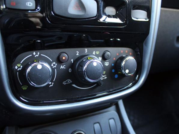 Renault Duster I с пробегом 2012 года, цена 930 000 рублей, 107784 км, внедорожник, Автокод Объявления